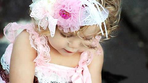 Κερδίστε 3 υπέροχα κοριτσίστικα σετ από την La Petite Boutique