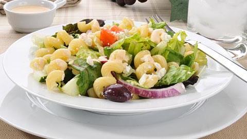 Συνταγές για τις πιο νόστιμες μακαρονοσαλάτες