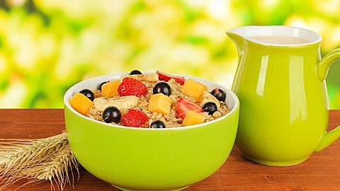 Παιδική δυσκοιλιότητα: Πολύτιμες συμβουλές διατροφής