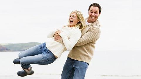 Πώς να ξαναφέρετε το κέφι στον γάμο σας!