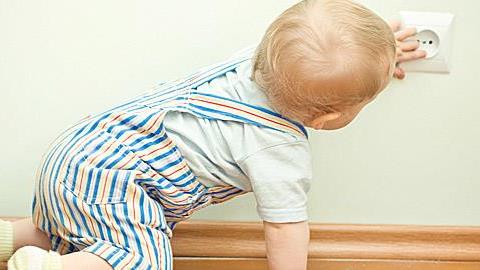 39 πολύτιμες συμβουλές ασφάλειας για τους πρώτους μήνες του μωρού!