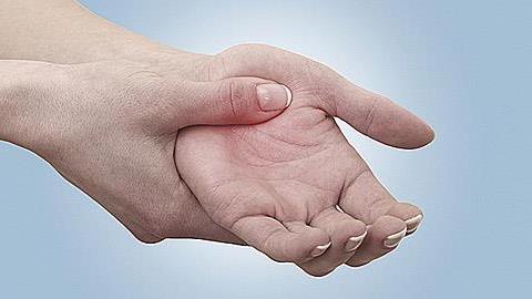 Αρθρίτιδα: Συμπτώματα, πρόληψη και μορφές θεραπείας