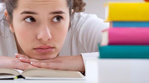 Πώς να στηρίξετε το παιδί την περίοδο των σχολικών εξετάσεων