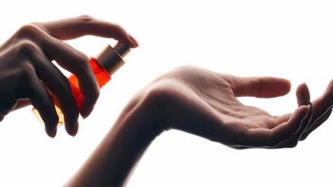 Bazaar καλλυντικών από τη Sarantis