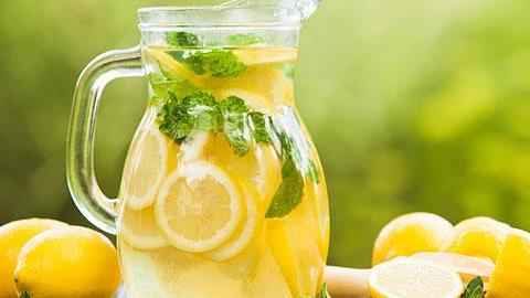 Πώς να φτιάξω λεμονάδα;