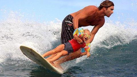 Μπαμπάδες και μωρά στις πιο τρυφερές στιγμές τους!