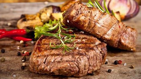 Πώς να ψήσετε την τέλεια μοσχαρίσια μπριζόλα στο γκριλ