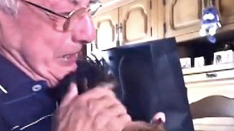 Το πιο όμορφο δώρο για τον παππού: η αγάπη κόντρα σε κάθε δυσκολία!