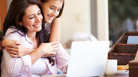 Πώς μπορεί η εργαζόμενη μαμά να έρθει πιο κοντά στα παιδιά της