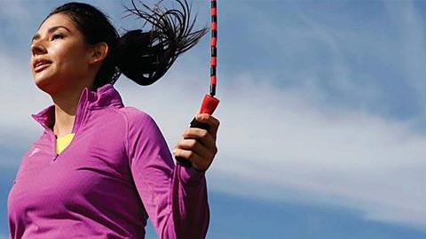 Πώς θα αδυνατίσετε κάνοντας σχοινάκι