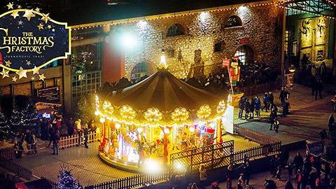 Κερδίστε 20 διπλές προσκλήσεις για τα εγκαίνια του Christmas Factory στις 29/11!