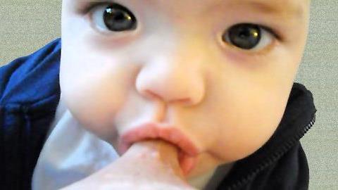 Θηλασμός ή αυτοπροβολή; 3 βίντεο που προβληματίζουν