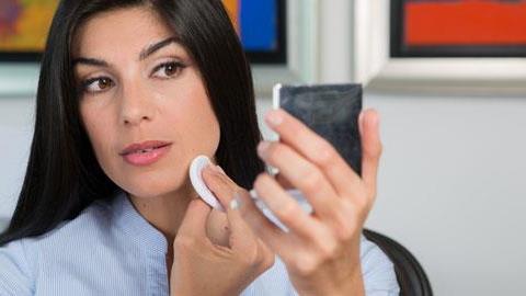 Συμβουλές για σωστό μακιγιάζ στο γραφείο