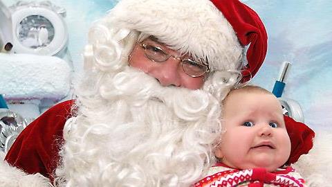 Ξεκαρδιστικές φωτογραφίες παιδιών με τον Άι Βασίλη! 