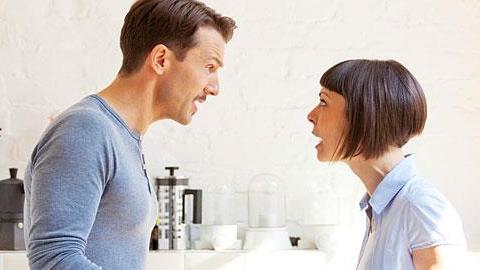 Πώς καταστρέφετε τον γάμο σας χωρίς να το καταλαβαίνετε