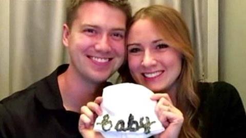 Δείτε πώς αποκάλυψαν την εγκυμοσύνη τους αυτές οι μανούλες!