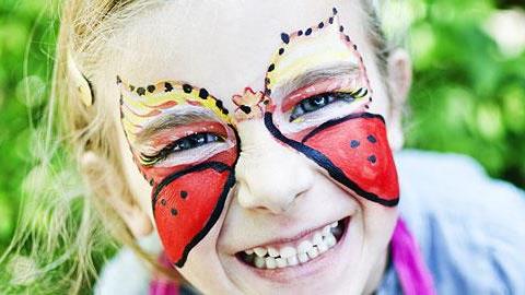 Αποκριάτικο face painting για παιδιά: Δείτε στο βίντεο πώς να το κάνετε!