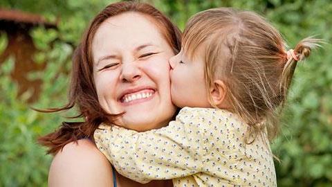 Μια μαμά με πείρα συμβουλεύει τους νέους γονείς