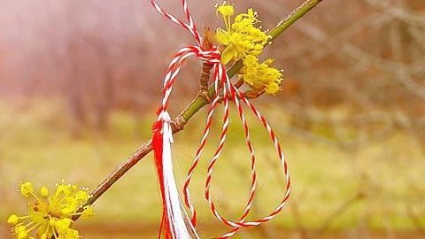 Πώς να φτιάξετε βραχιόλι του Μάρτη