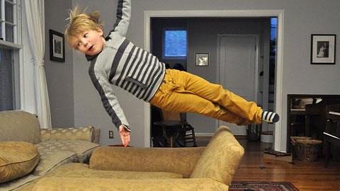 Μεγαλώνοντας αγόρια: 20 τρελά στιγμιότυπα! 