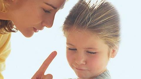 Πώς να πειθαρχήσετε τα παιδιά των άλλων 