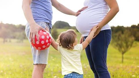 Όσα πρέπει να ξέρετε πριν κάνετε δεύτερο παιδί