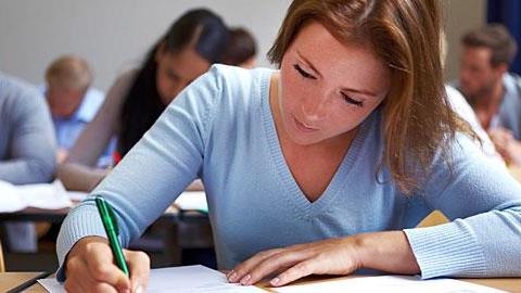 Πανελλαδικές εξετάσεις 2015: Tο ακριβές πρόγραμμα και η υποβολή μηχανογραφικού