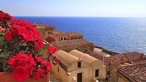 4 οικονομικές επιλογές για οικογενειακές διακοπές το Πάσχα