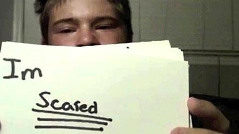 Η βουβή κραυγή ενός αγοριού-θύματος bullying: Θα αντέξετε να δείτε το βίντεο;