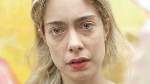 Σε περίπτωση που δεν πεθάνω: Η σημερινή Ελλάδα μέσα από τα μάτια μιας νέας κοπέλας