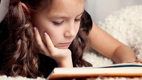 8 βραβευμένα παιδικά βιβλία που πρέπει να διαβάσετε στο παιδί!