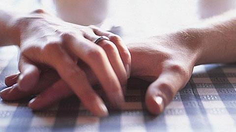 5 τρόποι για να έρθετε πιο κοντά με τον άντρα σας