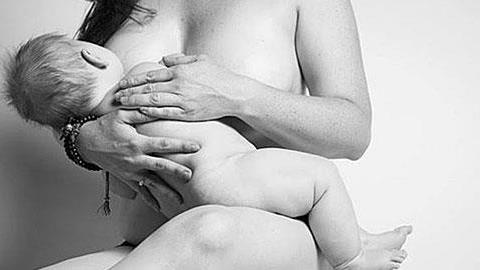 «Η απώλεια βάρους στον θηλασμό είναι ψέμα»: Μια μαμά μοιράζεται την εμπειρία της