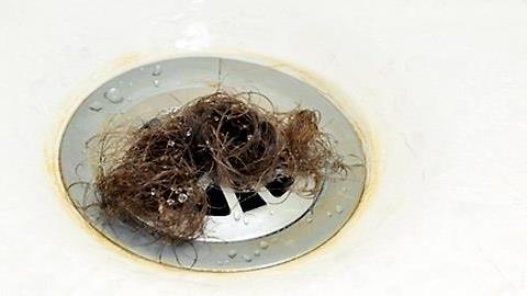 Οι 10 εκνευριστικότερες συνήθειες των γυναικών