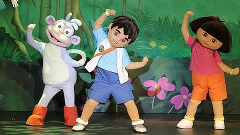 Η Ντόρα περιοδεύει σε όλη την Ελλάδα!