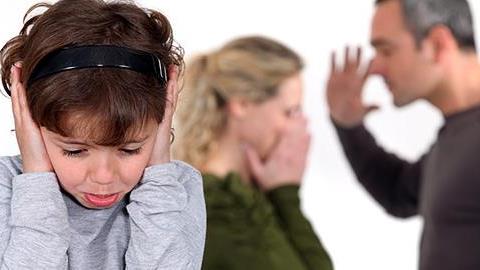 Νιώθω ότι το σπίτι μας έχει γίνει εμπόλεμη ζώνη -χρειαζόμαστε ειδικό;