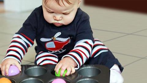 Παιχνίδια για παιδιά 1 έτους που μπορείτε να φτιάξετε μόνοι σας