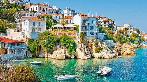 5 πανέμορφα, οικονομικά νησιά για οικογενειακές διακοπές