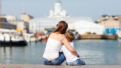 «Φέτος το καλοκαίρι… δεν θα πάμε πουθενά διακοπές»