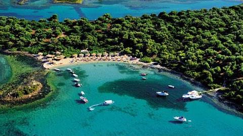 Οικογενειακές παραλίες για μονοήμερη εκδρομή