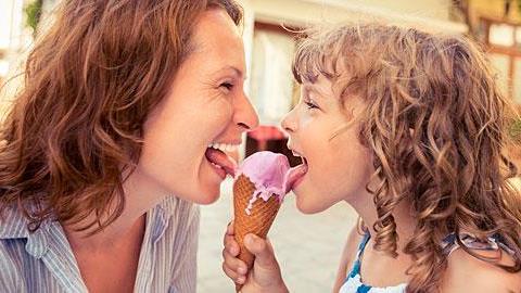 11 σημάδια ότι είστε απόλυτα φυσιολογικοί γονείς