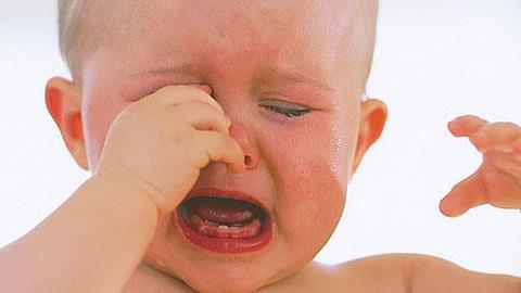 Το 10 μηνών μωρό μου, όταν δεν κάνω αυτό που θέλει κλαίει σπαρακτικά