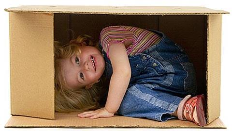 10 αντικείμενα που αρέσουν στα παιδιά περισσότερο από τα παιχνίδια τους