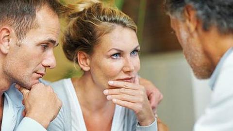 Έχω αδύναμα ωάρια και ο άντρας μου αδύναμο σπέρμα. Θα καταφέρω να μείνω έγκυος;