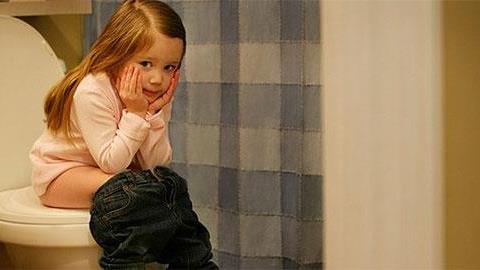 Δυσκοιλιότητα με αίμα στο παιδί