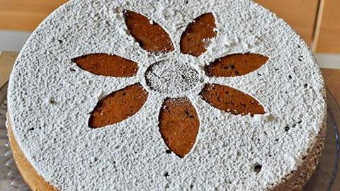 Πώς (και γιατί) να φτιάξετε σήμερα φανουρόπιτα