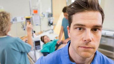 Οι χειρότερες ατάκες μπαμπάδων την ώρα του τοκετού