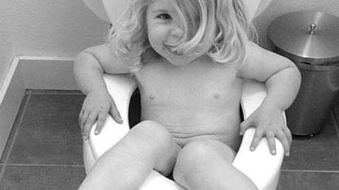 Η 4 ετών κόρη μου αρνείται να βγάλει την πάνα