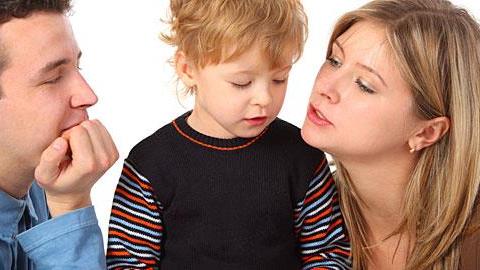 Κάνει κακό στο παιδί να το φωνάζουμε με δύο ονόματα;