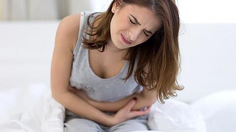 5 σημάδια που δείχνουν ότι πρέπει να πάτε στο γυναικολόγο